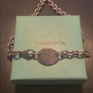 Tiffany and Co oval choker